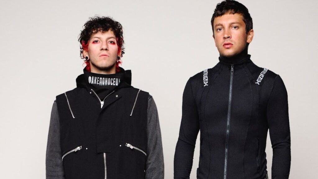 Twenty One Pilots Announce 2025 North American Tour, Share New Song “The Contract”: Stream