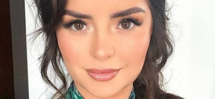 Demi Rose Pulls Down Her Shorts Without Visible Underwear On