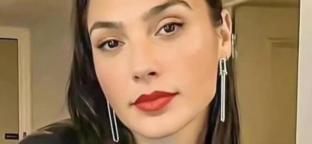 Gal Gadot In Braless Dress Earns Praise For A 'Sexy Lower Back'