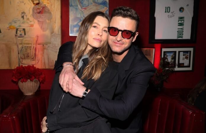 Justin Timberlake & Jessica Biel: Photos of the Actress & Pop Star Duo