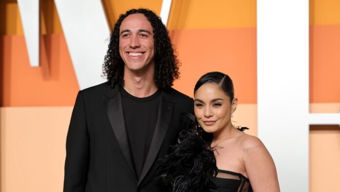 Vanessa Hudgens & Cole Tucker: Photos of the Couple