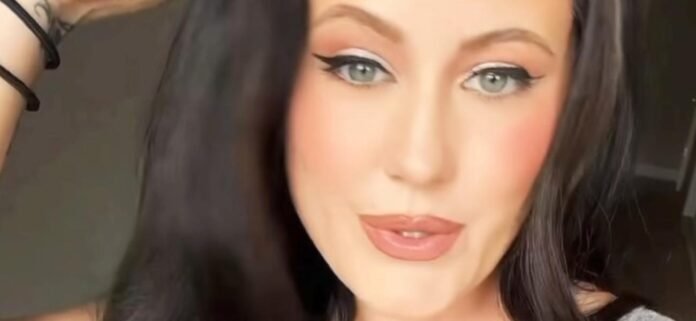 Jenelle Evans Smiling Braless In The Street Admits Her 'Worst Mistake'