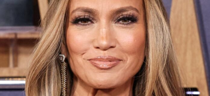 Jennifer Lopez Straddling Lounger In String Bikini Told To 'Act Her Age'