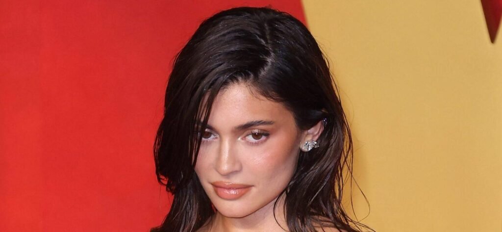 Kylie Jenner Getting Wet In A Tight Lace Bikini Looks 'Heavenly'