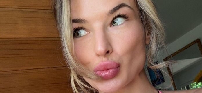 Maryna Moroz Heats Up The Beach In Thong Swimsuit: ‘Nice View'