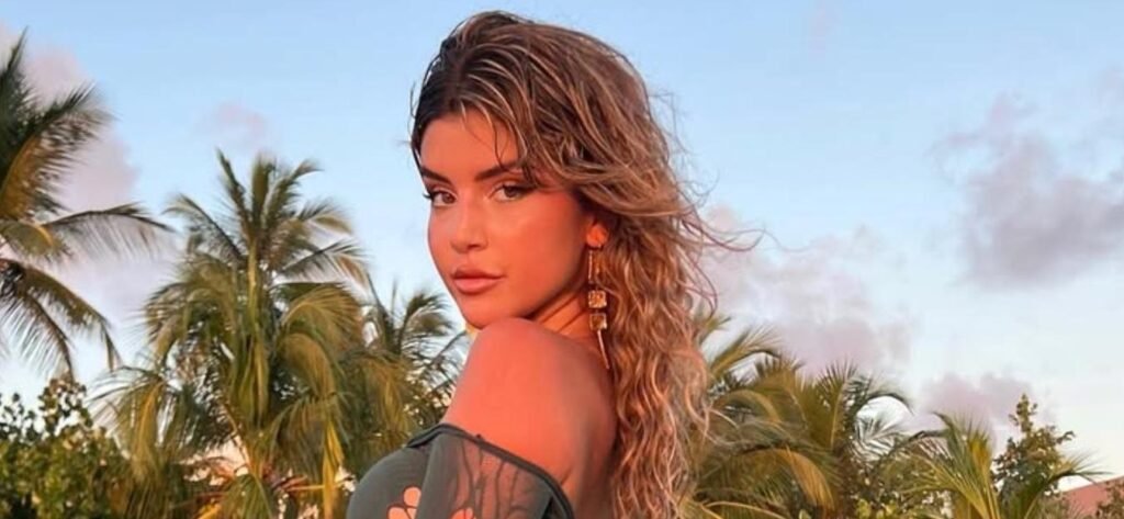 Zoe Gara In Tiny Brown Bikini Looks Like A 'Goddess Among Mortals'