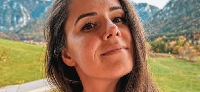 Speed Skater Alexandra Ianculescu In Thong Bikini Shows 'Glute Work'