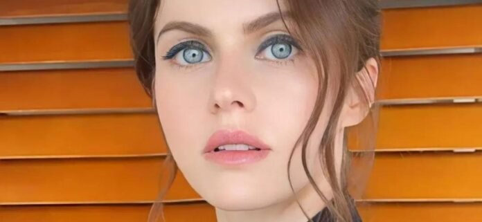 Alexandra Daddario Told Shirtless Photos Could've 'Been Better' In The Dark