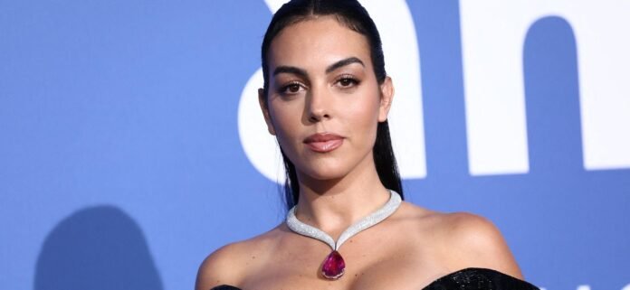 Georgina Rodriguez In Black Bikini Triggers ‘Fake’ Chest Talk