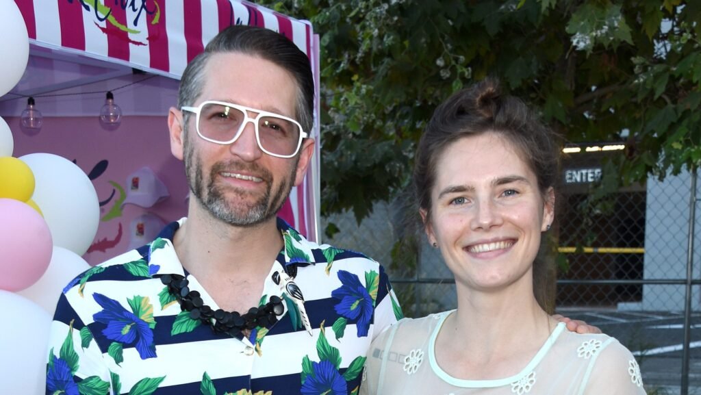 Amanda Knox’s Husband: Meet the Exoneree’s Spouse Christopher Gerald Robinson