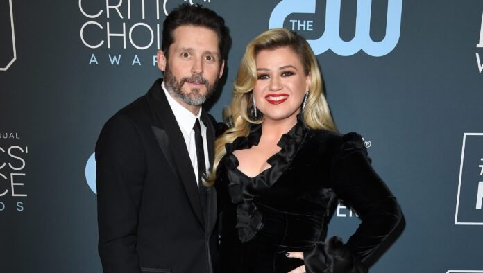 Kelly Clarkson & Brandon Blackstock’s Relationship Timeline: From 1st Romance to 2 Kids to Divorce