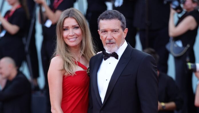 Antonio Banderas & Family: Photos of the ‘Zorro’ Star & Kids Over the Years