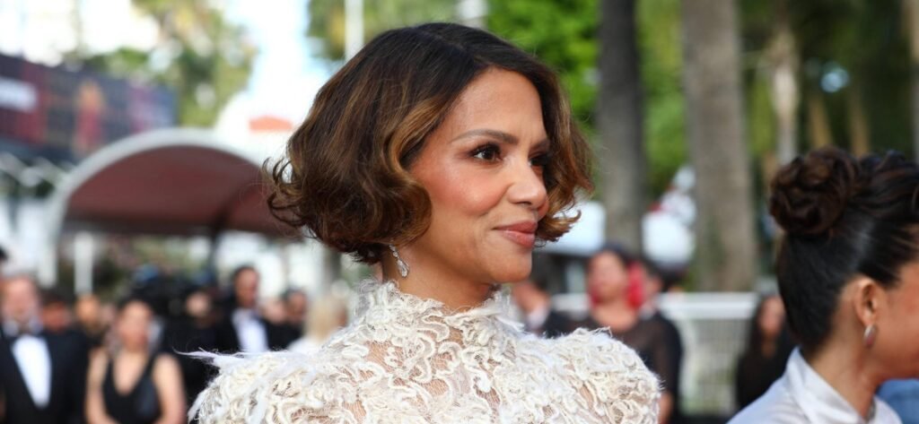 Halle Berry Flaunts Timeless Bikini Body While On Vacation