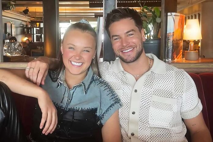 JoJo Siwa Calls Boyfriend Chris Hughes the 'Brightest Light' in Her Life