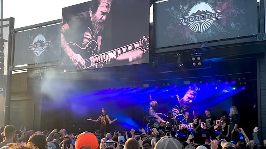 Mastodon Honor Brent Hinds at Alaska Concert: “We Were Brothers to the End”