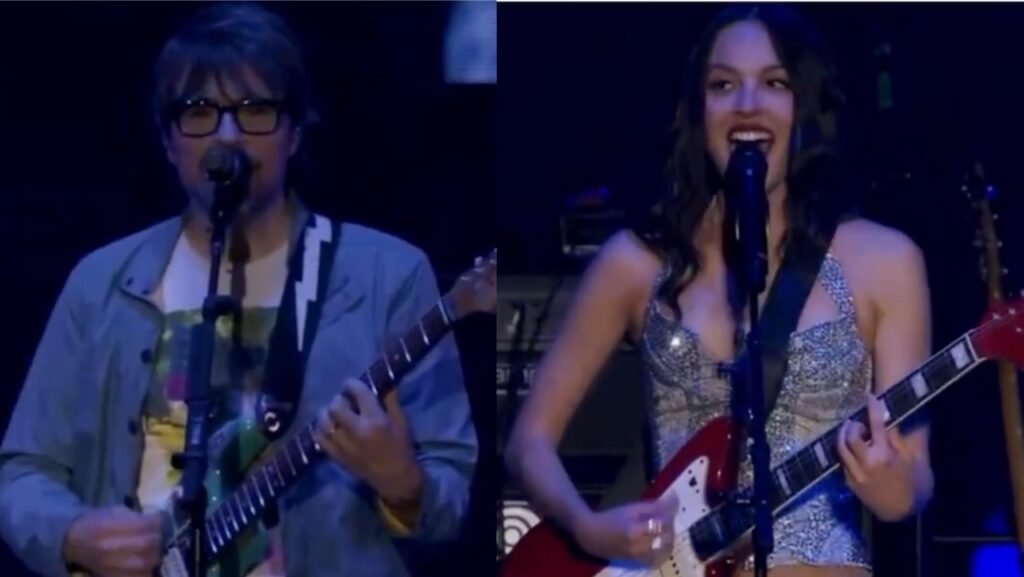 Olivia Rodrigo Brings Out Weezer as Special Guest at Lollapalooza: Watch