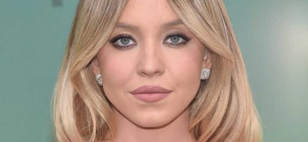 Sydney Sweeney In Bikinis And Thigh-Highs Told Photos Are 'Lingerie Ads'