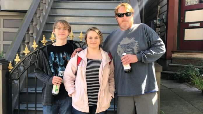 Grateful Dead Fan Dies While Dancing at 60th Anniversary Concert