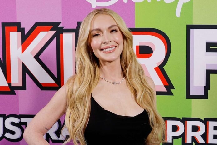Lindsay Lohan Says Hollywood Comeback Is 'Just Like Old Times but Better' in 'You Look Happier' Viral Trend Video