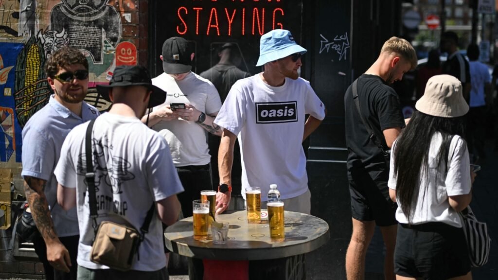 Oasis Fans Set Beer Record at Wembley by Downing 250,000 Pints Per Night