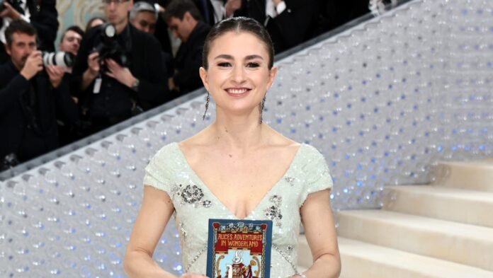 Chloe Malle: 5 Things About Anna Wintour’s ‘Vogue’ Replacement Editor, Her Parents, Career & More