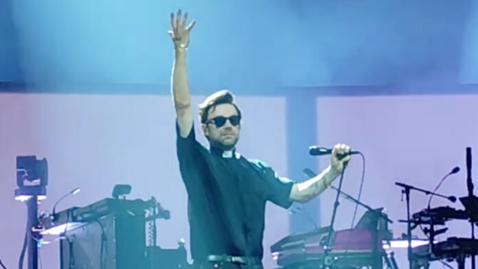 Gorillaz Perform Debut Album and Demon Days in Full: Watch