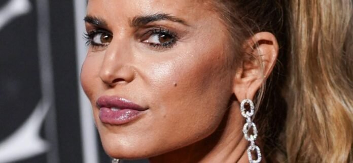 Jessica Simpson In Plunging Underwear Celebrates Her 'Secret Surprise'