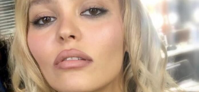 Lily-Rose Depp Impresses Wearing Nothing In A Swimming Pool