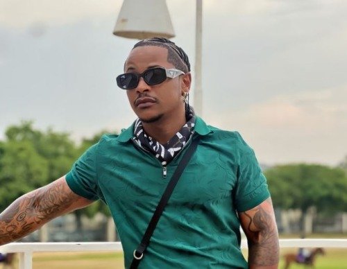 Priddy-Ugly.jpg Priddy Ugly features Cassper Nyovest, Focalistic, 2 others on ‘Dust’ deluxe