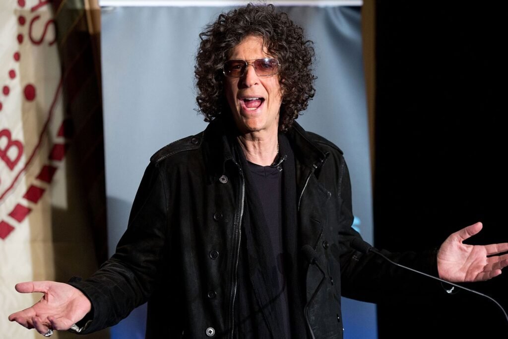 Howard Stern Clarifies There's 'Zero Truth' to Him Leaving SiriusXM