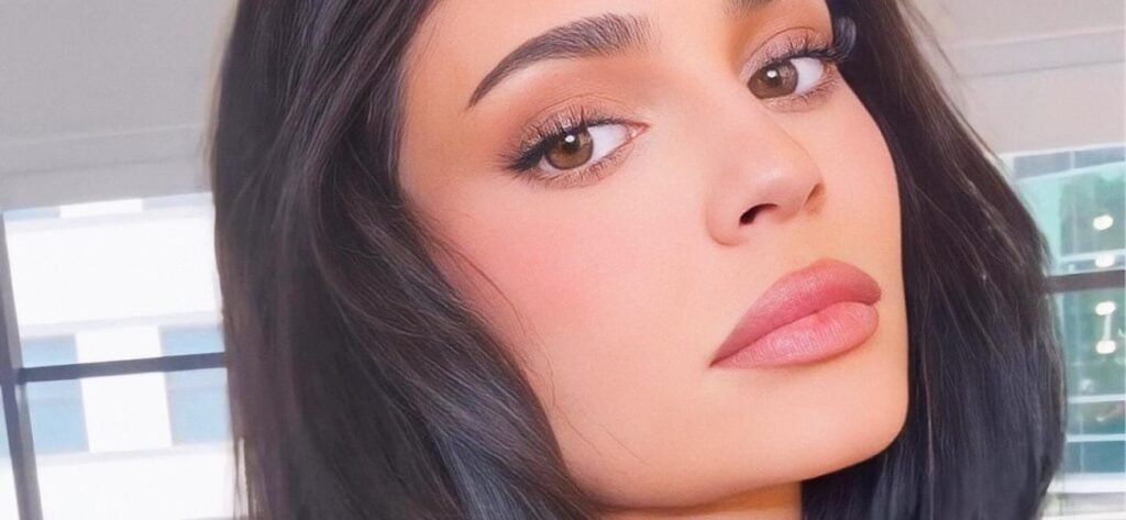 Kylie Jenner Serves Major Y2K Energy In Baby Blue Chanel Bikini