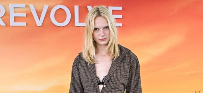 Alex-Consani.jpg Alex Consani's Sultry Victoria's Secret Angel Look Sparks Divided Reaction