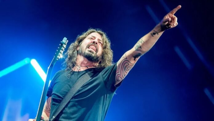 Foo-Fighters-New-Song-Asking-for-a-Friend.jpg Foo Fighters Unveil New Song “Asking for a Friend”: Stream