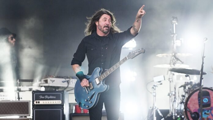 GettyImages-2161318197-e1761252704457.jpg Foo Fighters Tour 2026: How & When to Get Tickets, Concert Dates, Cities & More