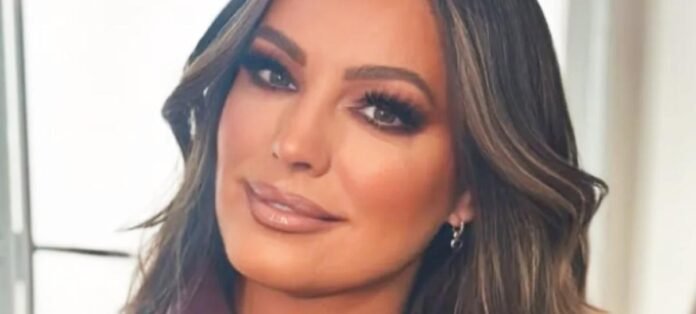 Kelly Brook Sunkissed In Bikini Highlights 'Perfect Body According To Science'