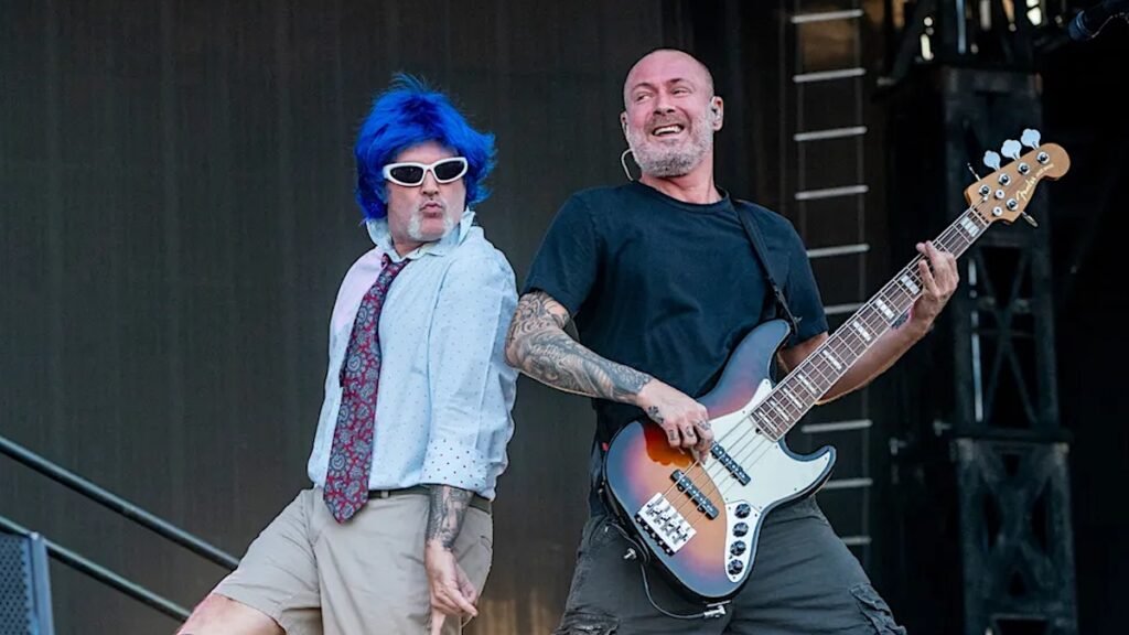 Fred Durst Honors Limp Bizkit Bandmate Sam Rivers: “It’s So Tragic That He’s Not Here”
