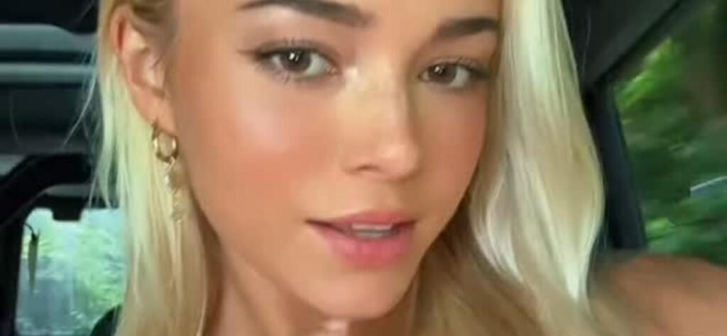 Gymnast Olivia Dunne In Cheeky Bikini Sunbathe Told Boyfriend Is 'A Lucky Guy'