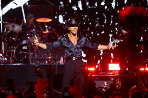 tim-mcgraw-nearly-called-it-quits-on-his-decades-long-music-.jpg Tim McGraw 'seriously contemplated' quitting music amid health struggles