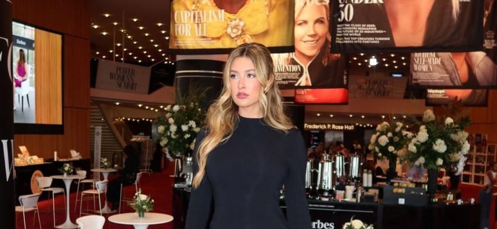 Carly Lawrence’s Skimpy Flower-Themed Outfit Has Fans Obsessed