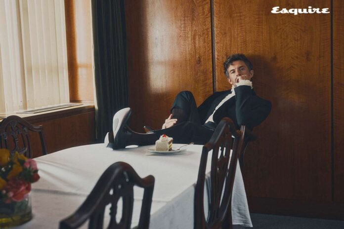 Jonathan Bailey Shares Candid Response to Having Kids Someday