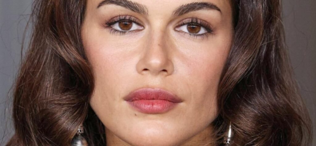 Kaia Gerber 'Way Too Skinny' In Thigh-Skimming Minidress And High Heels