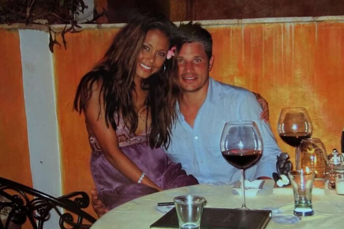 Nick-Lachey-vanessa-110925-a81fa68ac87845b0bf894ba588cb37e5.jpg Vanessa Lachey, Nick Lachey Celebrate Their Joint Birthday: Photos