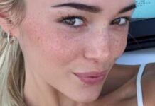 Olivia Dunne Stretching In Cheeky Bikini Highlights Gymnast Physique Open air Olivia Dunne Stretching In Cheeky Bikini Highlights Gymnast Body Outdoors