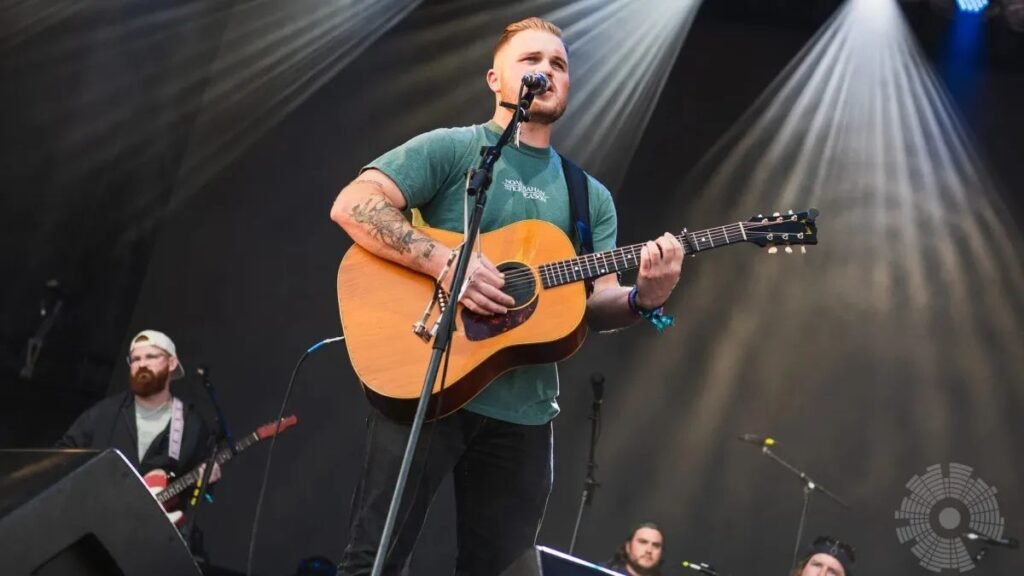 Zach Bryan’s 2026 Tour: How to Get Tickets