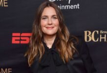 Drew Barrymore Had ‘Emergency Biopsy’ After ‘Dangerous Mammogram’ Drew Barrymore Had ‘Emergency Biopsy’ After ‘Bad Mammogram’
