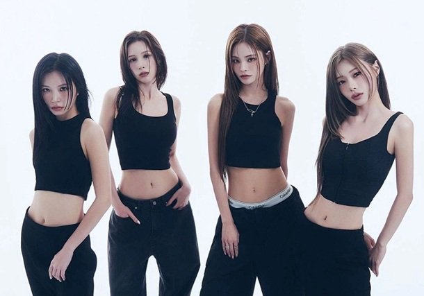 i.met_.u-velvet-trigger.jpg Song Review: I.MET.U – Velvet Trigger