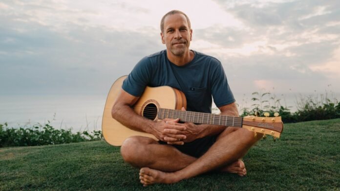 Jack Johnson Announces 2026 North American Tour, Unveils “Hold on to the Light”: Stream