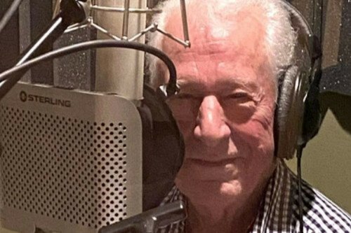 photo-dave-burgess-aW1hZ2VzMS8yMDI1LzExLzE0LzE3NjMxMTkwODhjc.jpg Tequila hitmaker Dave Burgess dead at 90