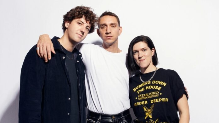 The xx Release Deluxe Version of Debut Album: Stream