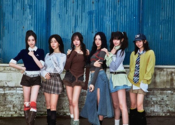 triples-msnz-moon-cameo-love.jpg Song Review: tripleS msnz moon – Cameo Love